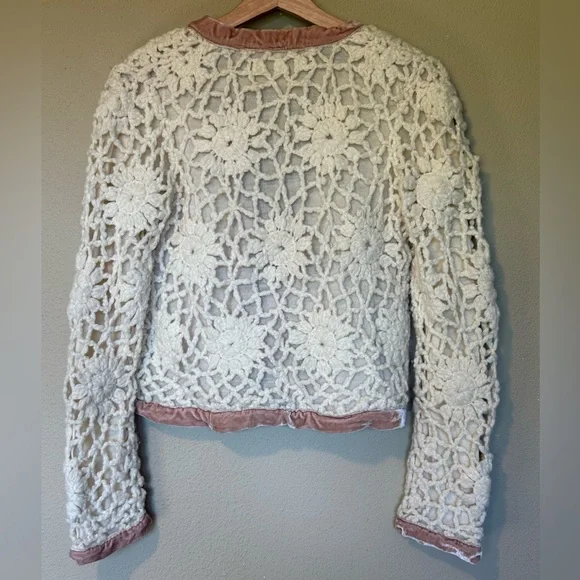 3/$25 Anthropologie x Moth Women’s Velvet Trim Crotchet Sweater, Size Medium - Picture 3 of 6